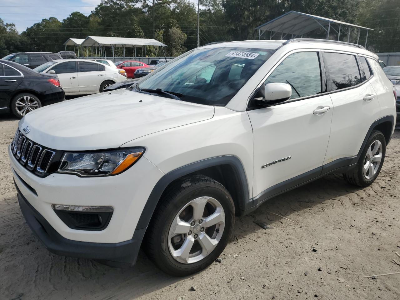 VIN 3C4NJDBB6KT672790 2019 JEEP COMPASS no.1