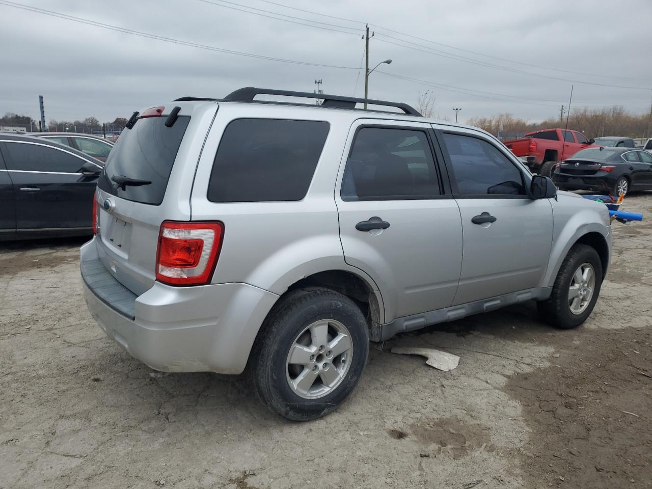 2010 Ford Escape - Image 3