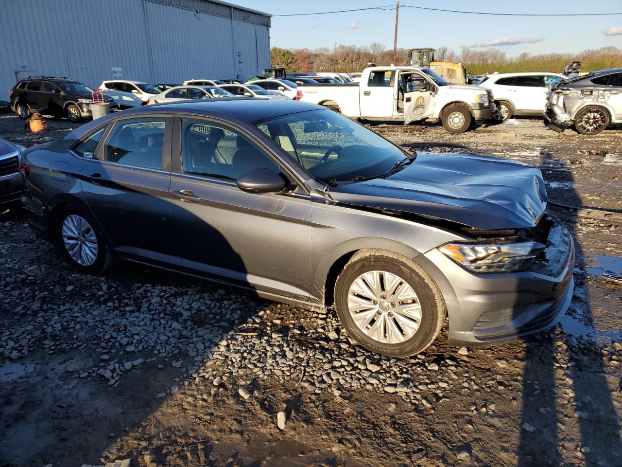 2019 Volkswagen Jetta - Image 4
