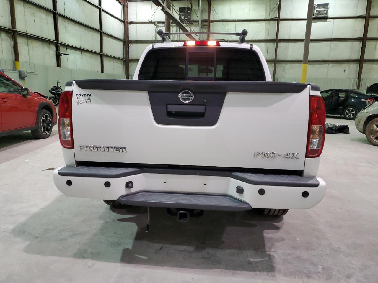 2014 Nissan Navara (Frontier) - Image 6