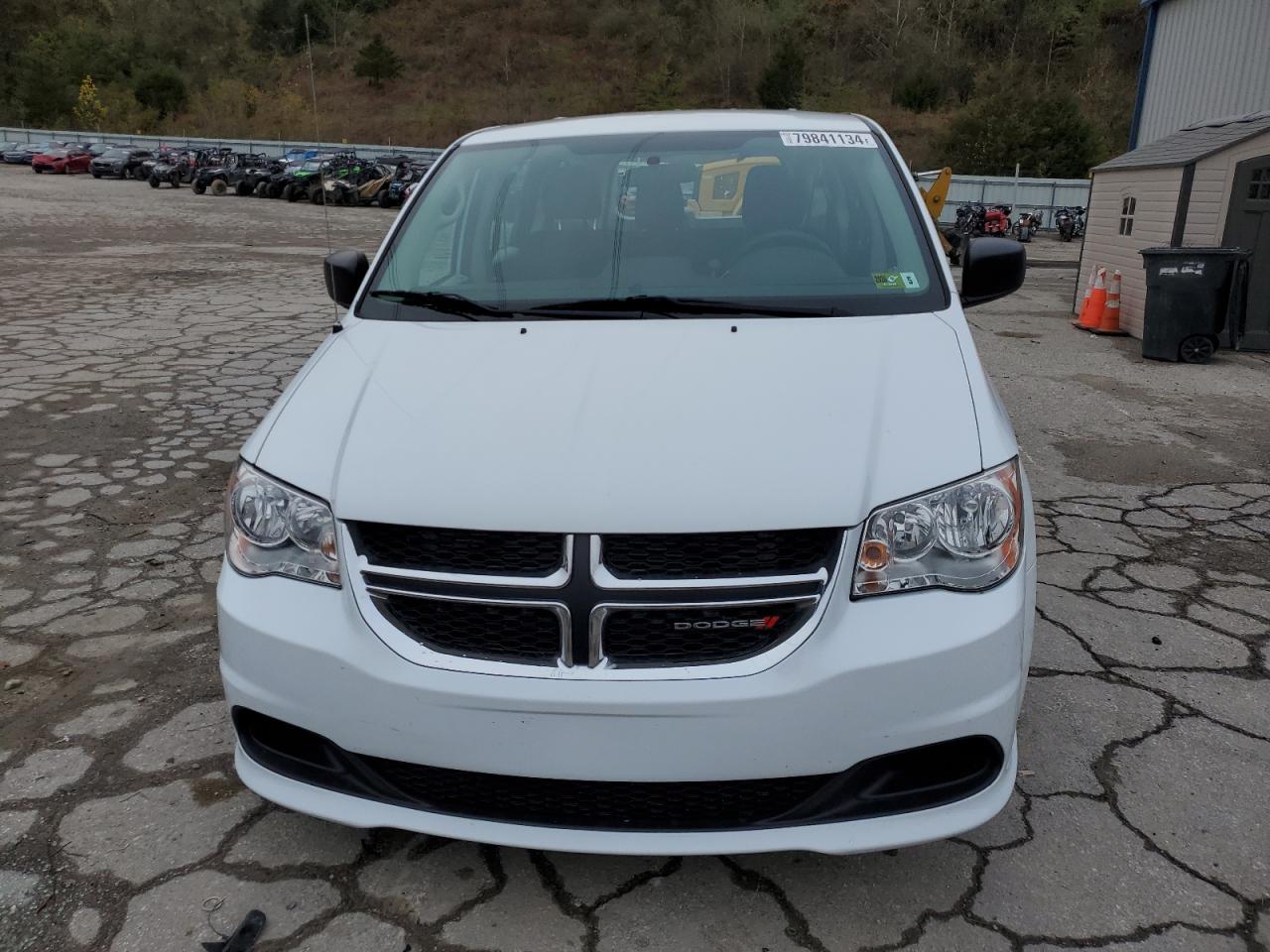 2014 Dodge Caravan - Image 5