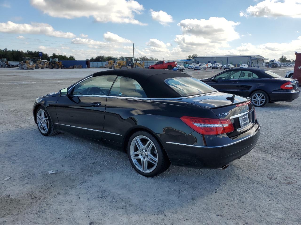 VIN WDDKK5KF2DF220296 2013 MERCEDES-BENZ E-CLASS no.2