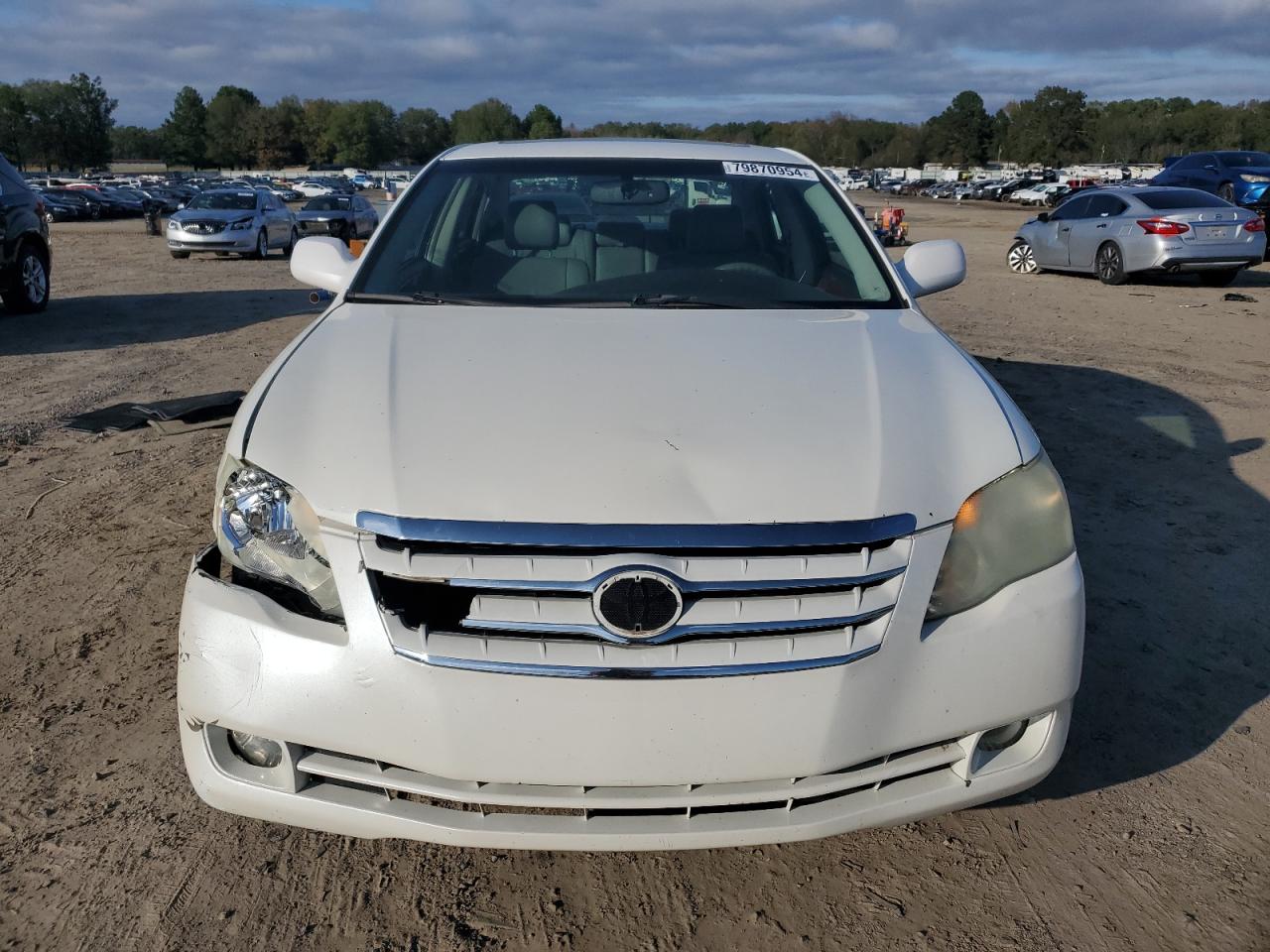 2006 Toyota Avalon - Image 5