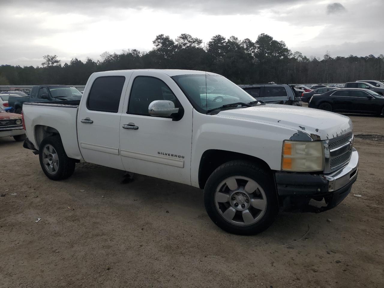 2010 Chevrolet Silverado - Image 4