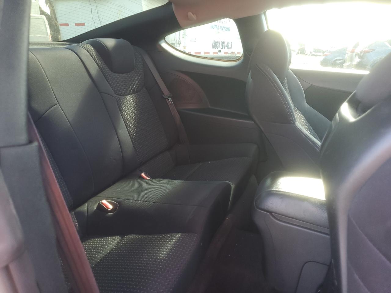 2012 Hyundai Genesis - Image 10
