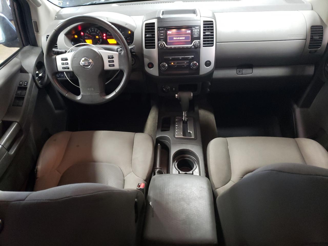 2015 Nissan XTerra - Image 8