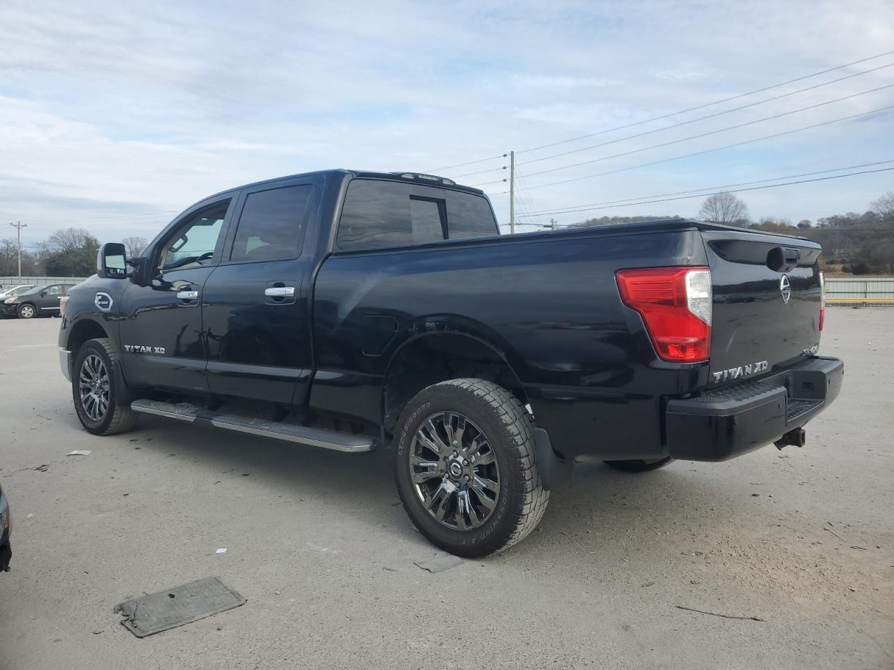 2016 Nissan Titan - Image 2