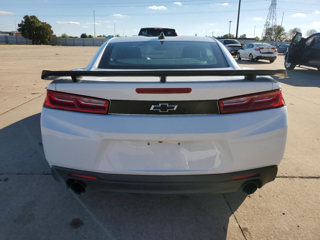 2018 Chevrolet Camaro Lt VIN: 1G1FB1RX6J0189693 Lot: 78471574