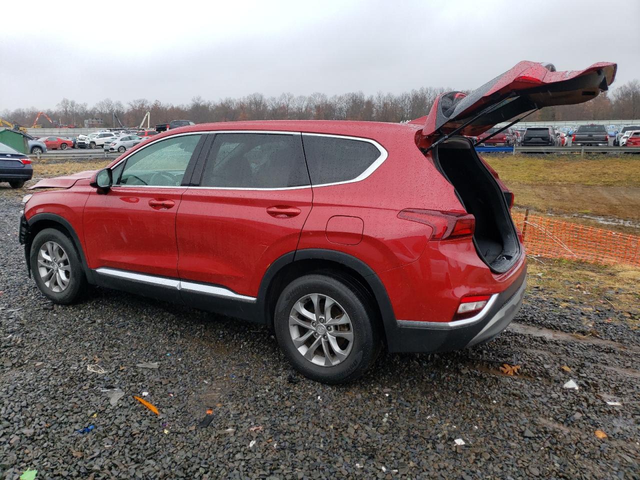 2019 Hyundai Santa Fe - Image 2