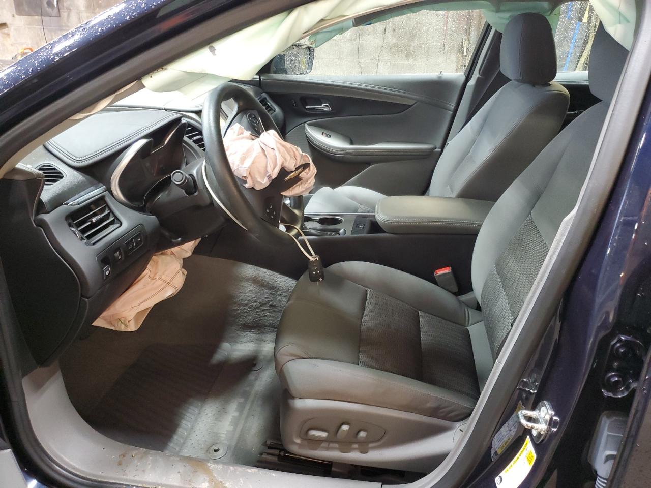 2017 Chevrolet Impala - Image 7
