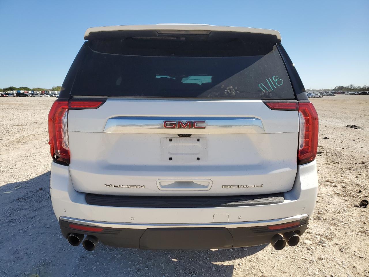 2021 GMC Yukon - Image 6