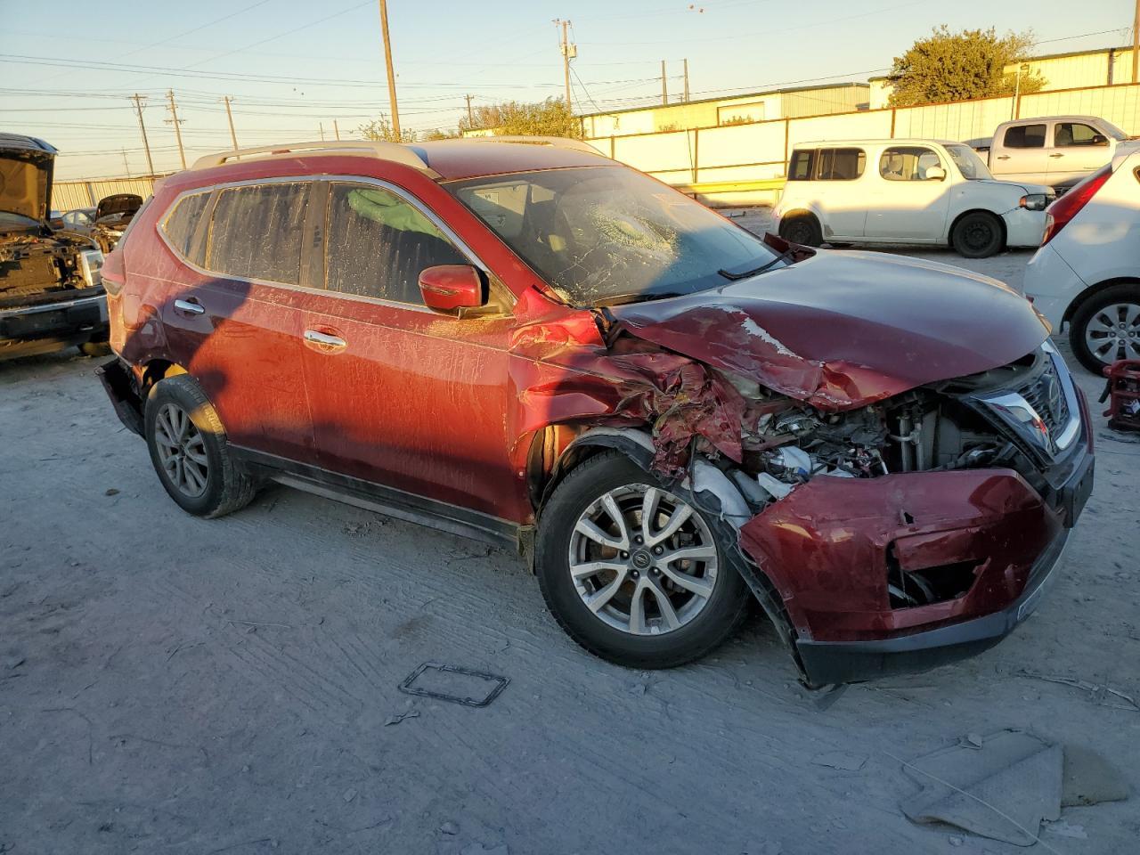2018 Nissan Rogue - Image 4