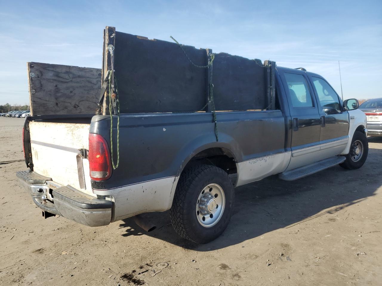 2001 Ford F250 Super Duty VIN: 1FTNW20L11ED23827 Lot: 82335324