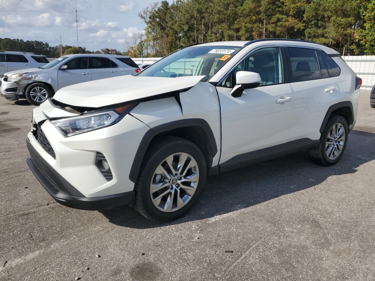 2021 Toyota RAV 4 - Image 1