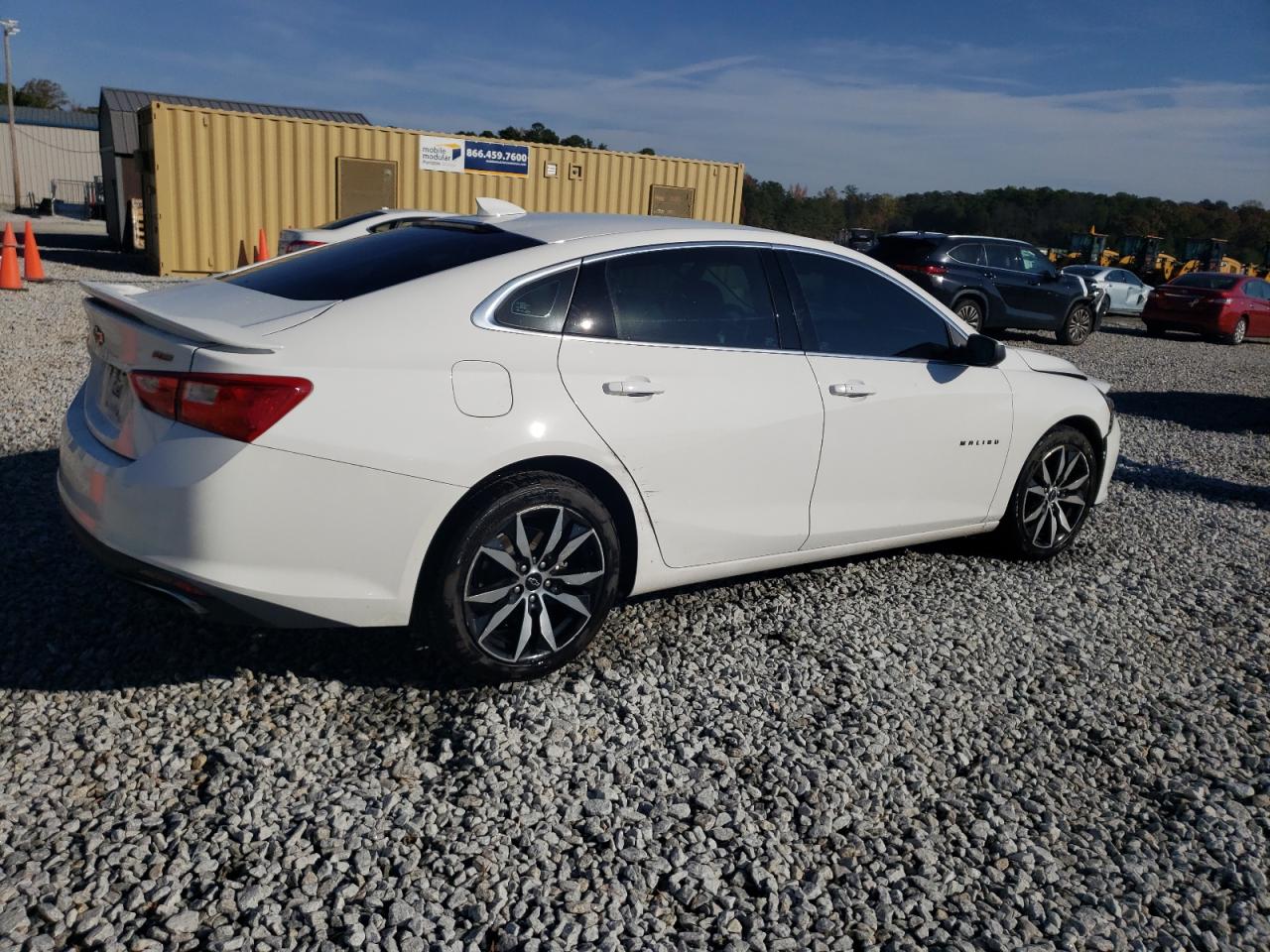 2020 Chevrolet Malibu - Image 3
