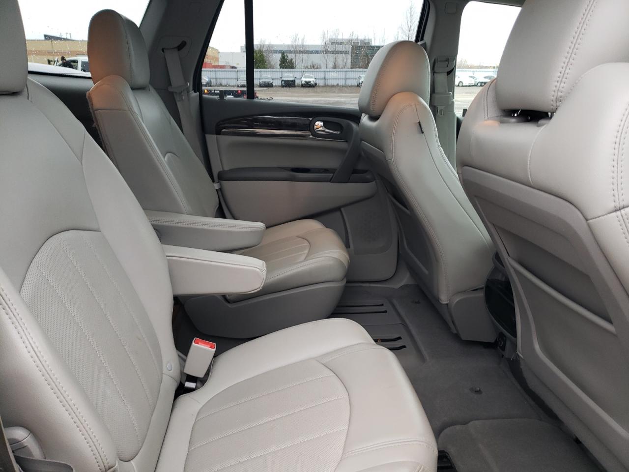 2017 Buick Enclave - Image 11