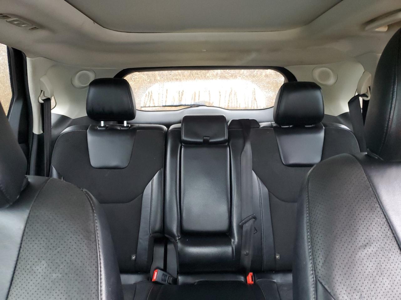 2015 Ford Edge - Image 10