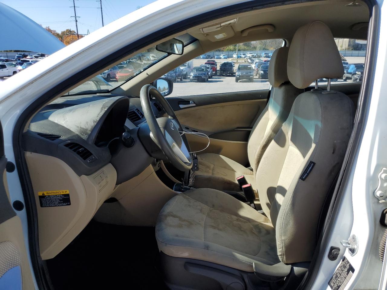 2013 Hyundai Accent - Image 7