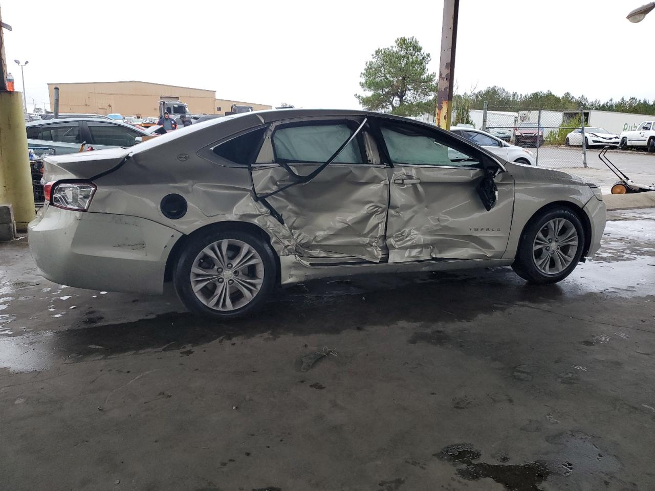 2014 Chevrolet Impala - Image 3