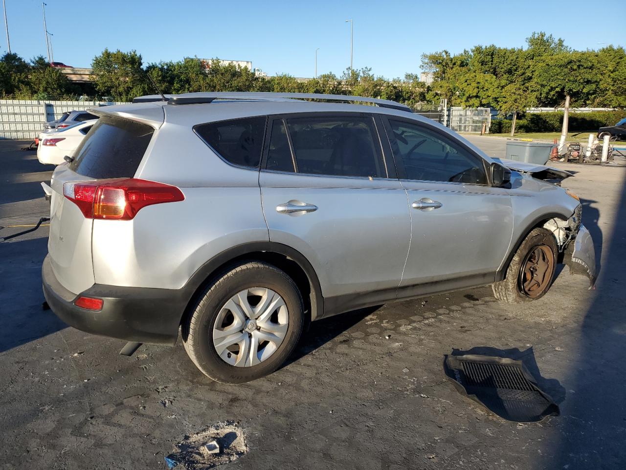 2013 Toyota RAV 4 - Image 3