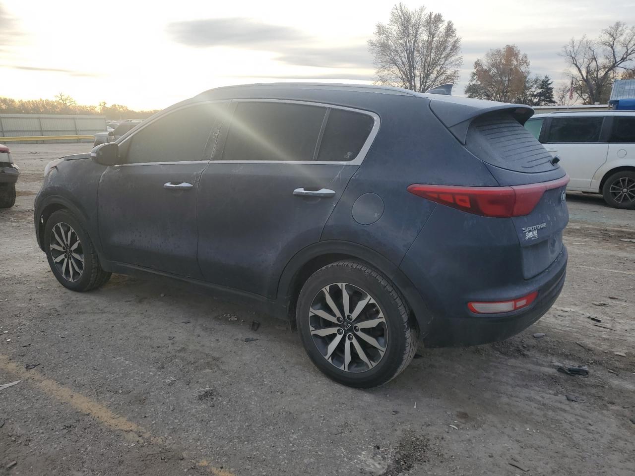2017 Kia Sportage - Image 2