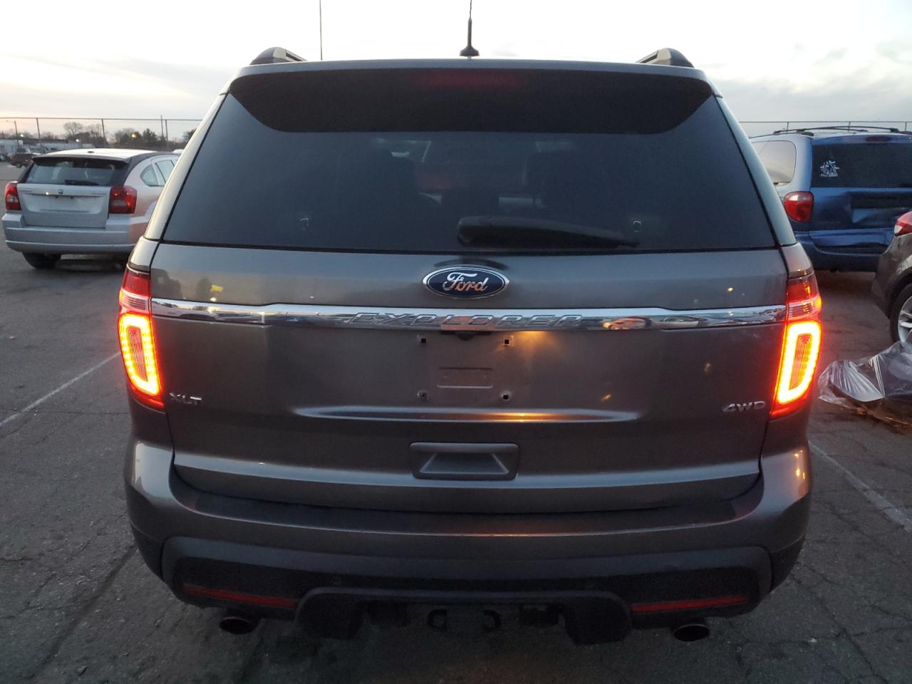 2011 Ford Explorer - Image 6