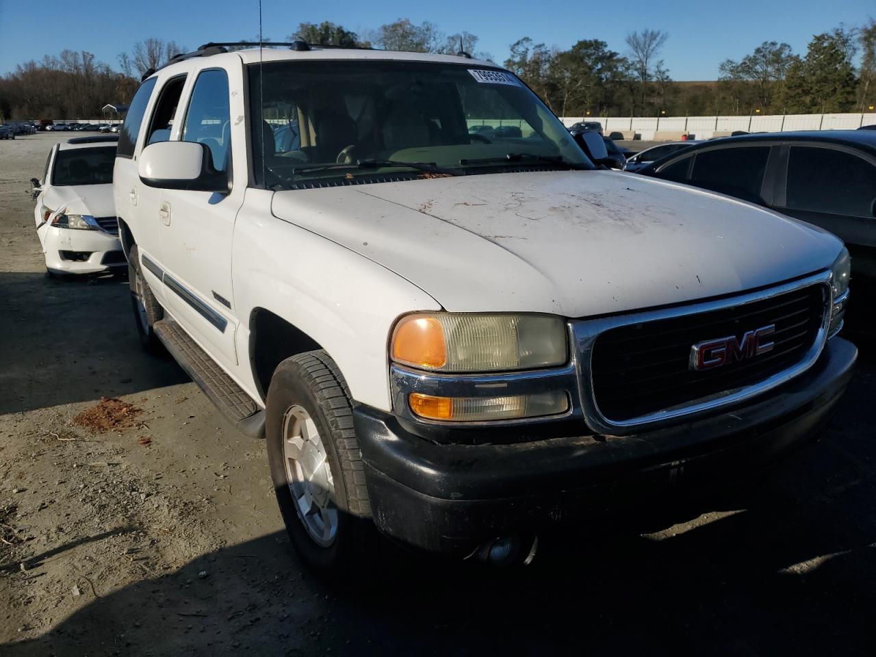 2005 GMC Yukon - Image 4