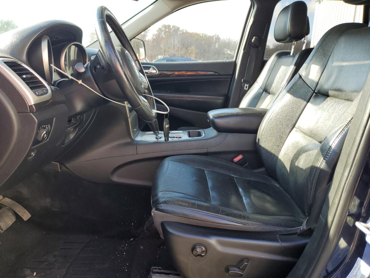 2012 Jeep Grand Cherokee - Image 7