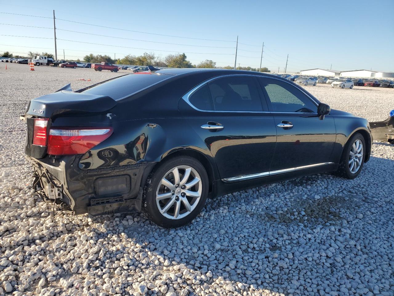 2007 Lexus LS - Image 3