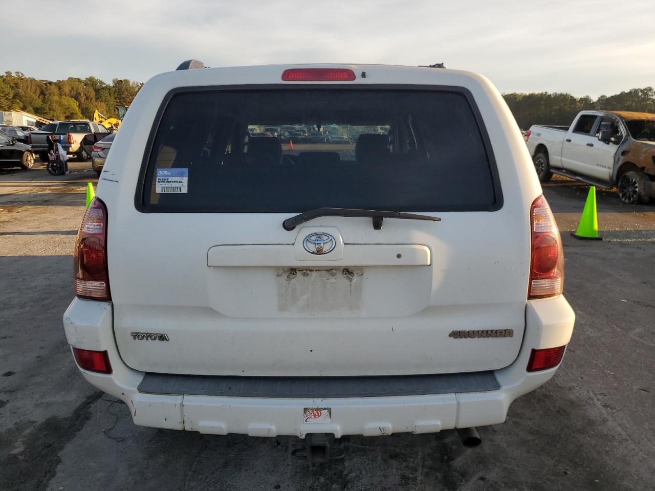 2005 Toyota 4Runner - Image 6