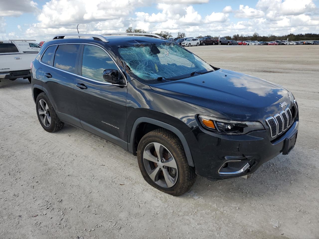 2019 Jeep Grand Cherokee - Image 4