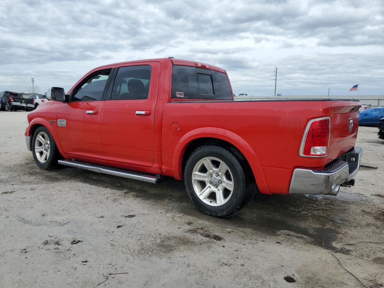 2015 RAM 1500 - Image 2