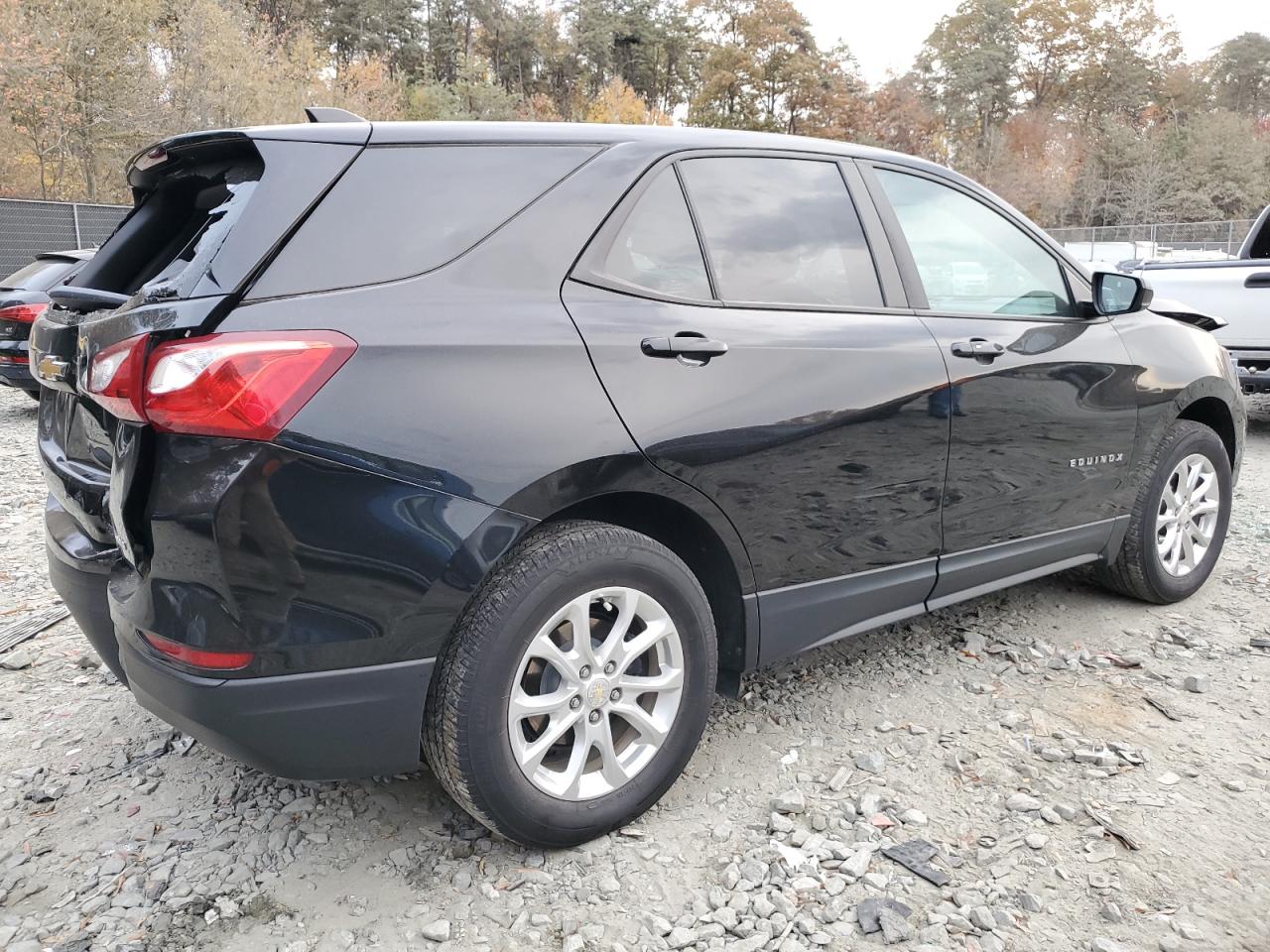 2021 Chevrolet Equinox - Image 3