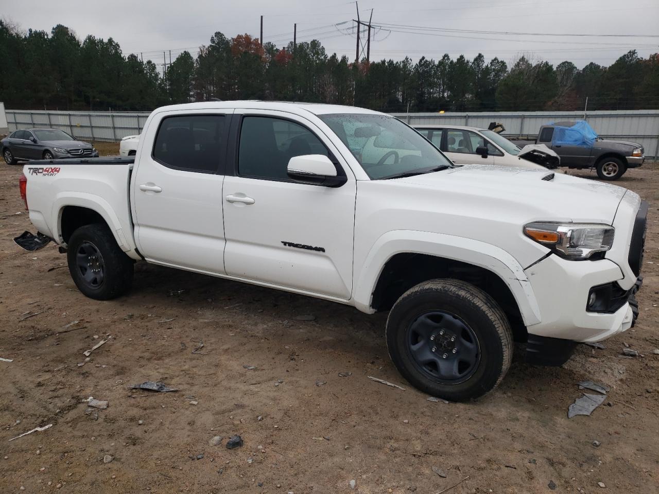 VIN 5TFCZ5AN5GX032261 2016 TOYOTA TACOMA no.4