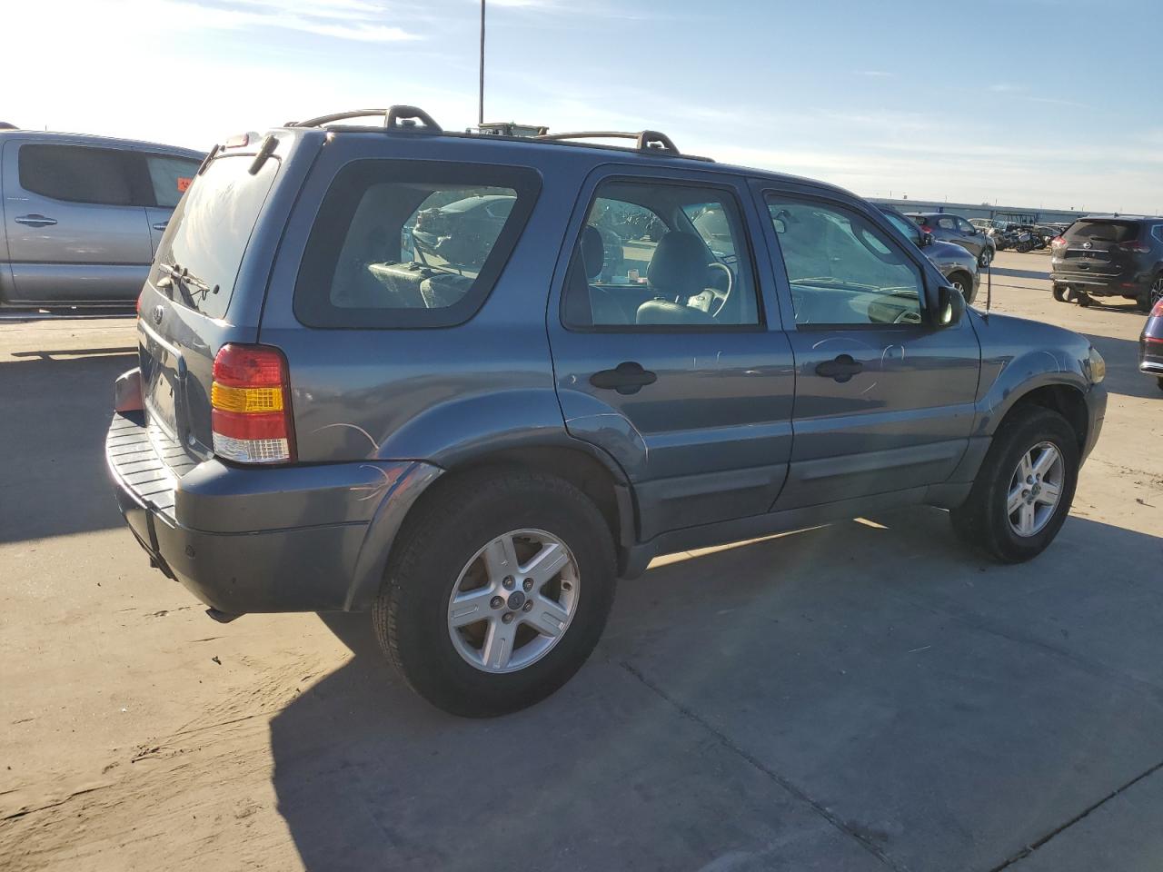 2005 Ford Escape Xls VIN: 1FMYU02Z35KE23195 Lot: 78639684