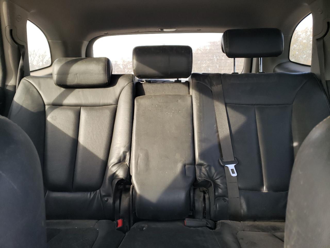 2009 Hyundai Santa Fe - Image 10