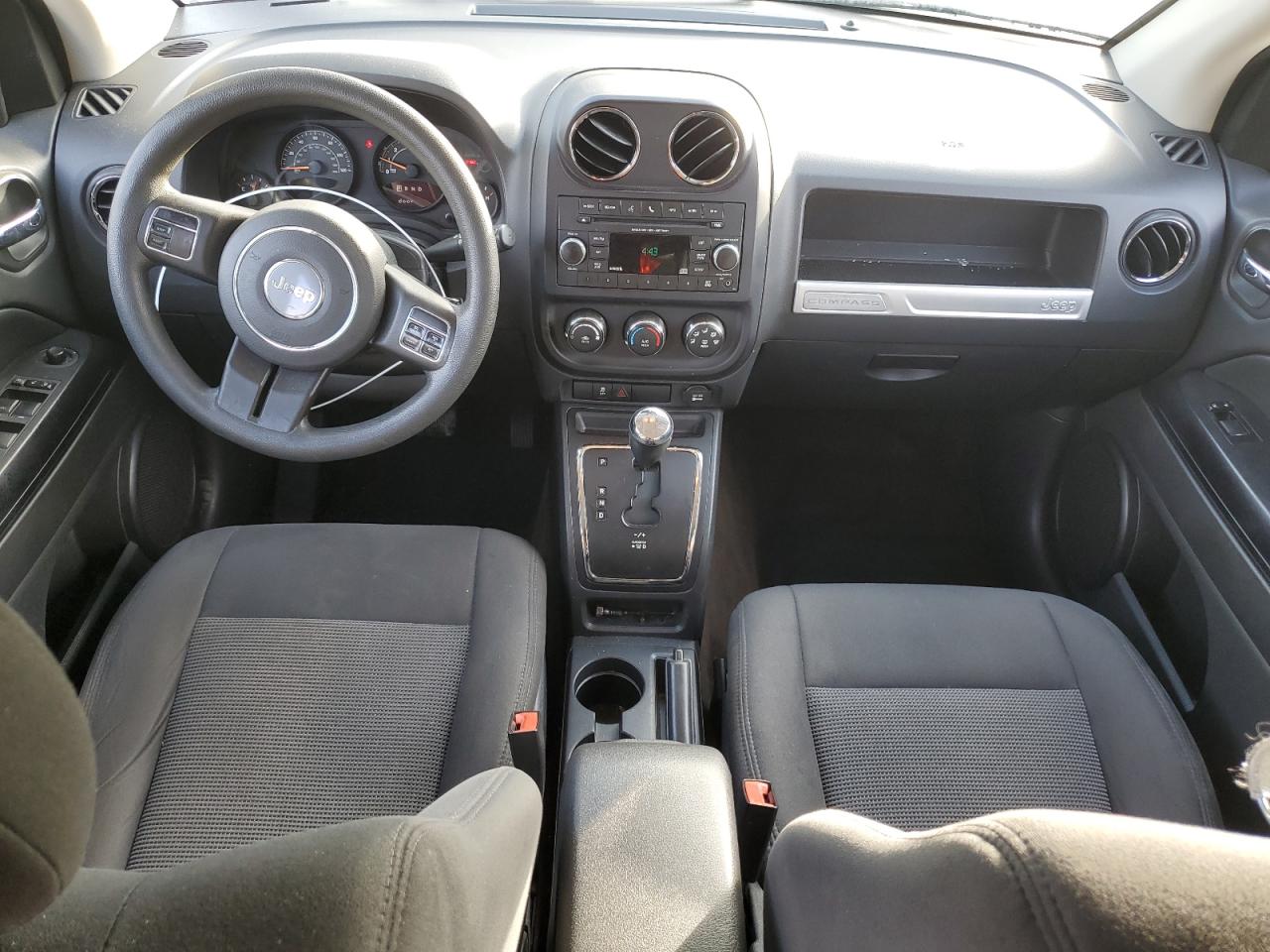 2016 Jeep Compass - Image 8