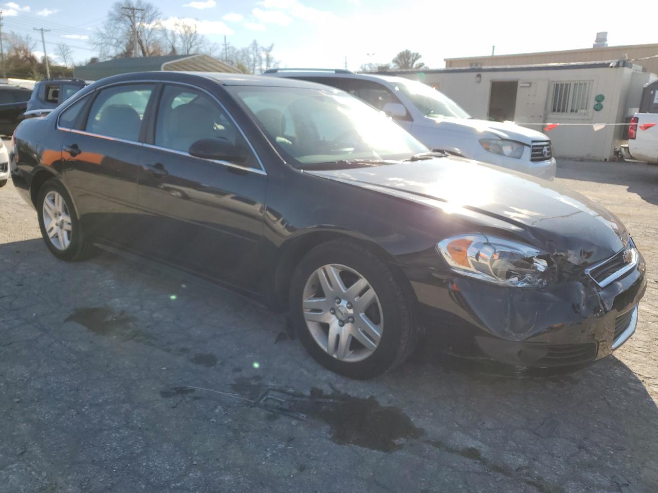 2011 Chevrolet Impala - Image 4