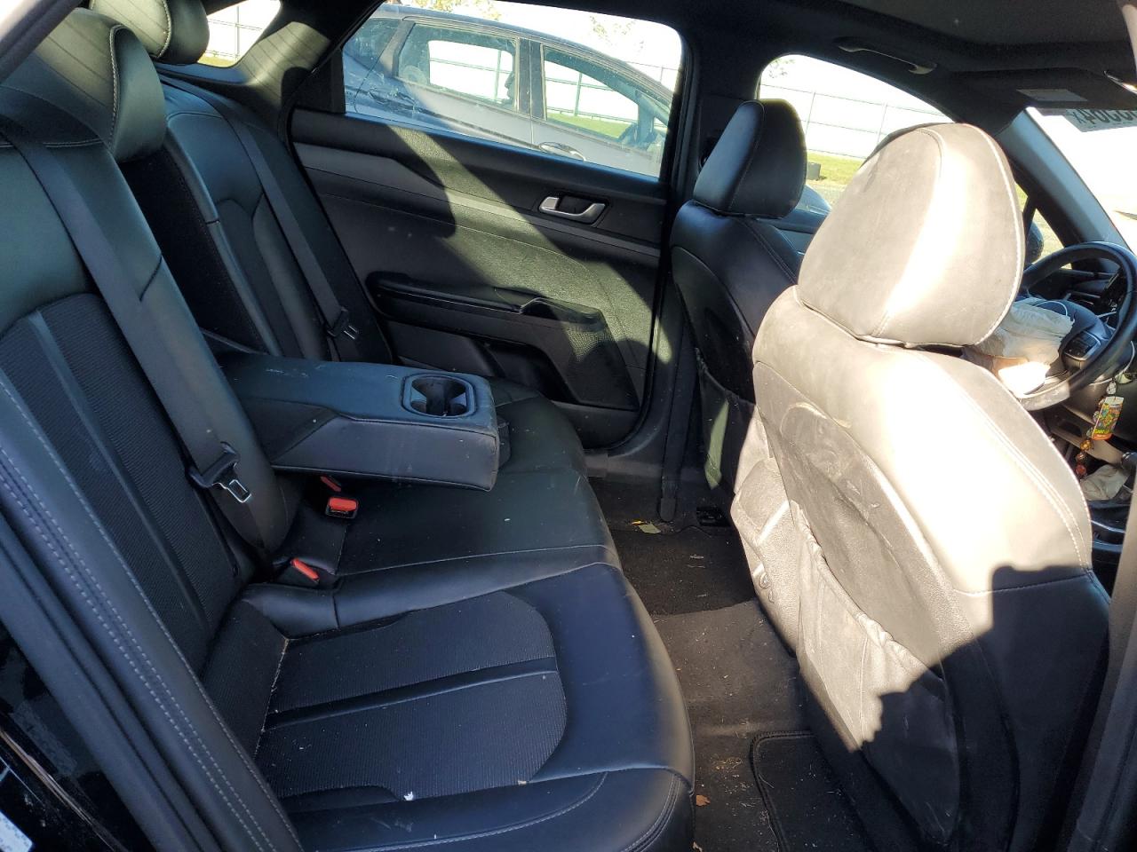 2021 Kia K5 - Image 10