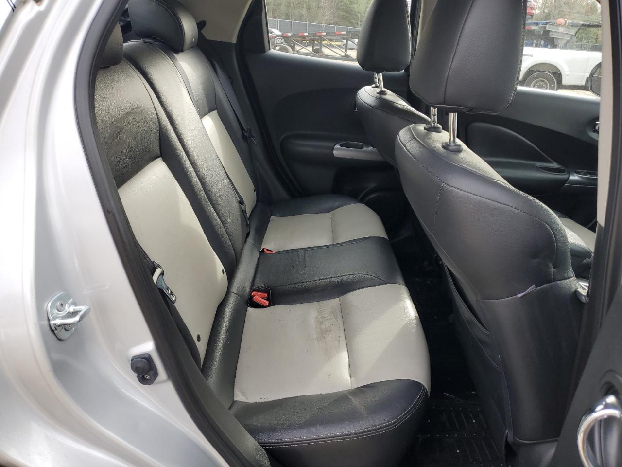 2014 Nissan Juke - Image 10