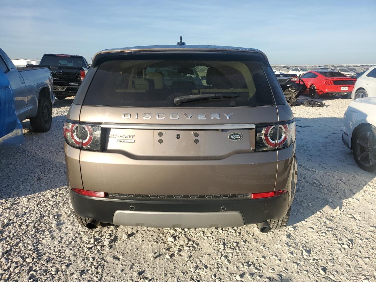 2016 Land Rover Discovery - Image 6