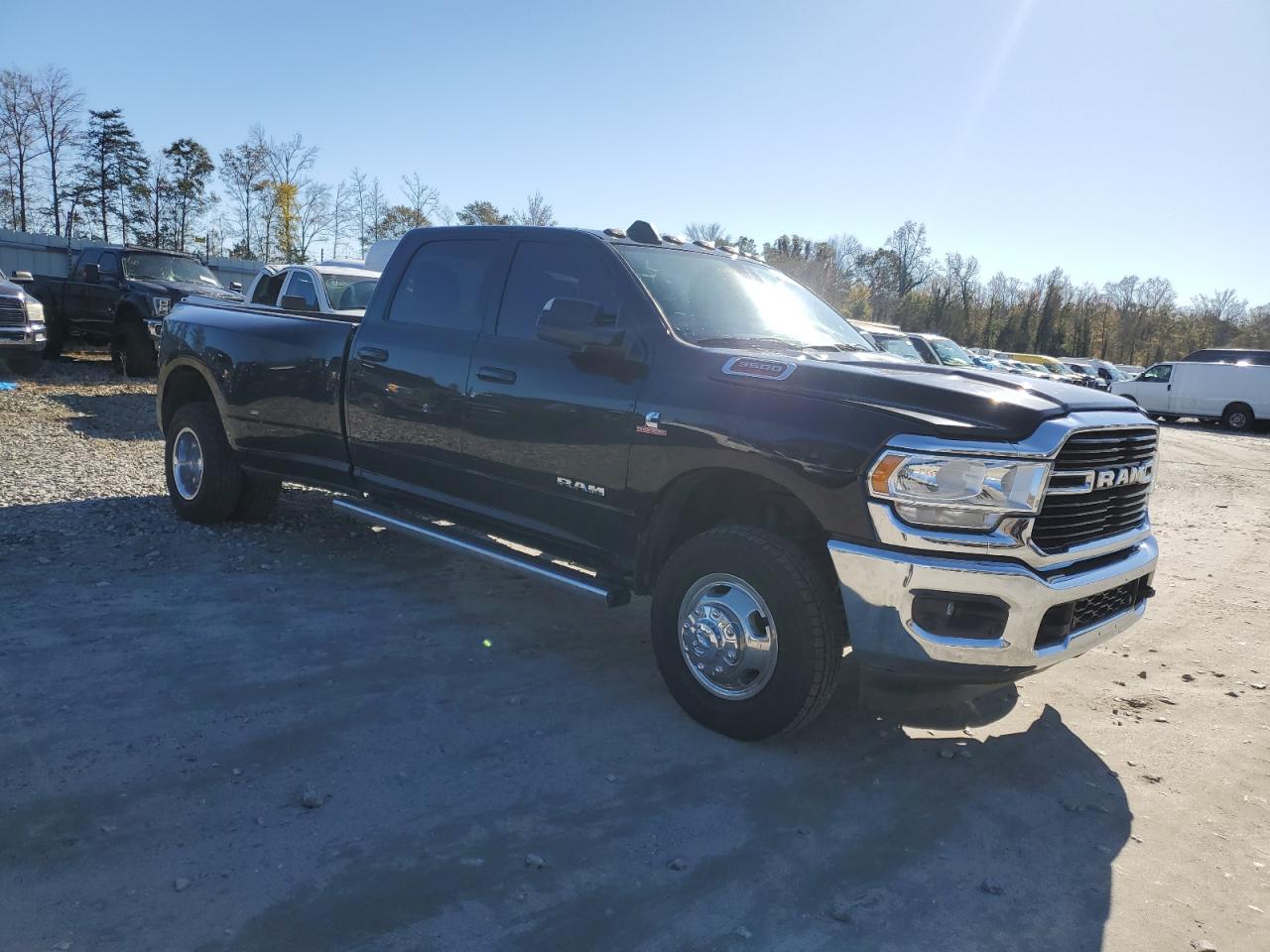 2020 RAM 3500 - Image 4