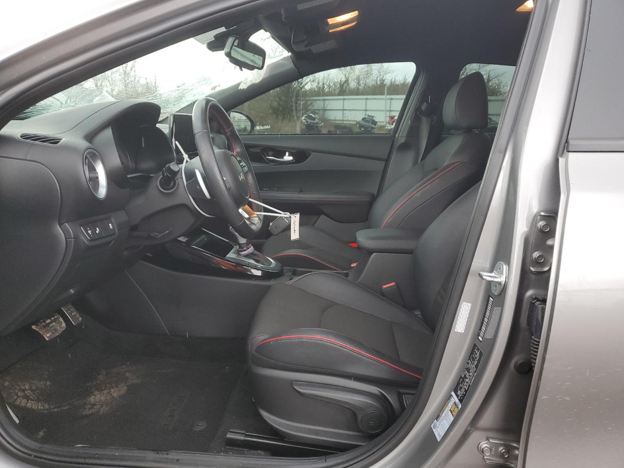 2023 Kia Forte - Image 7