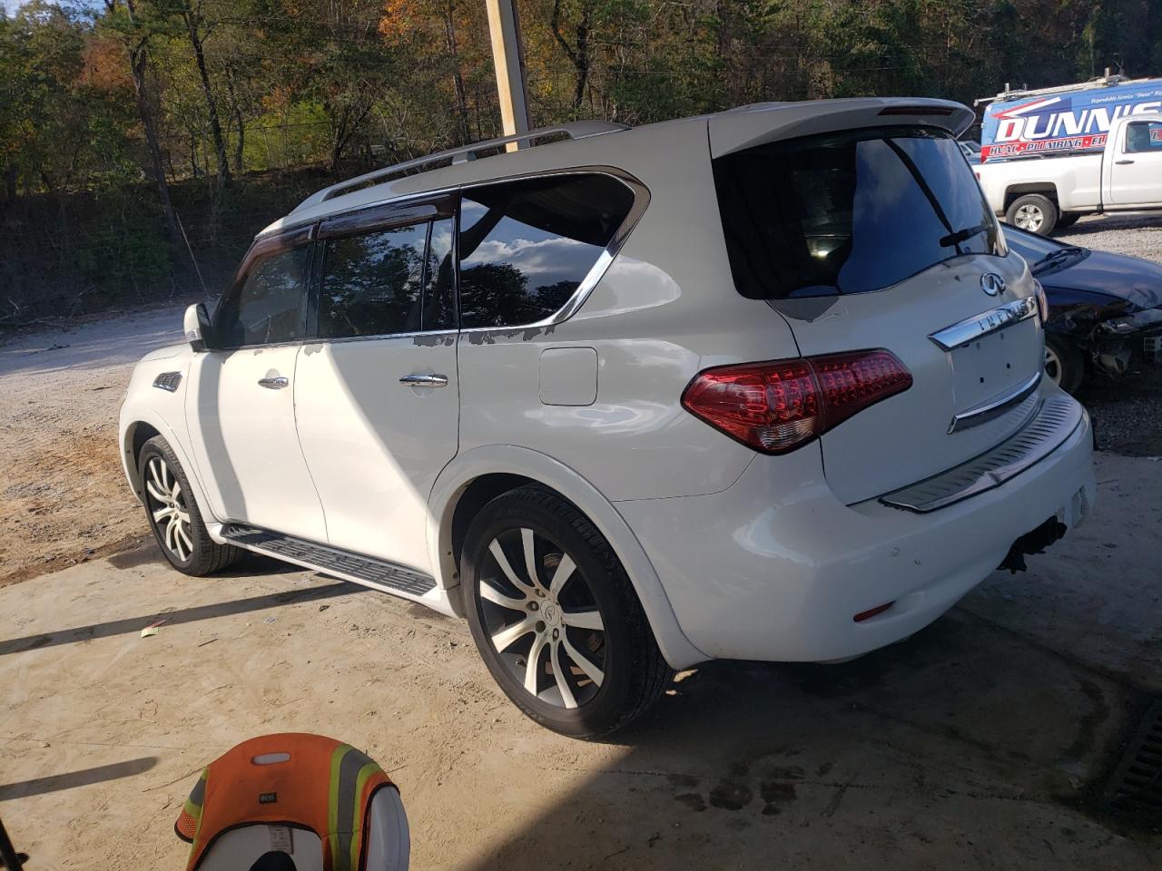 2013 Infiniti QX56 - Image 2