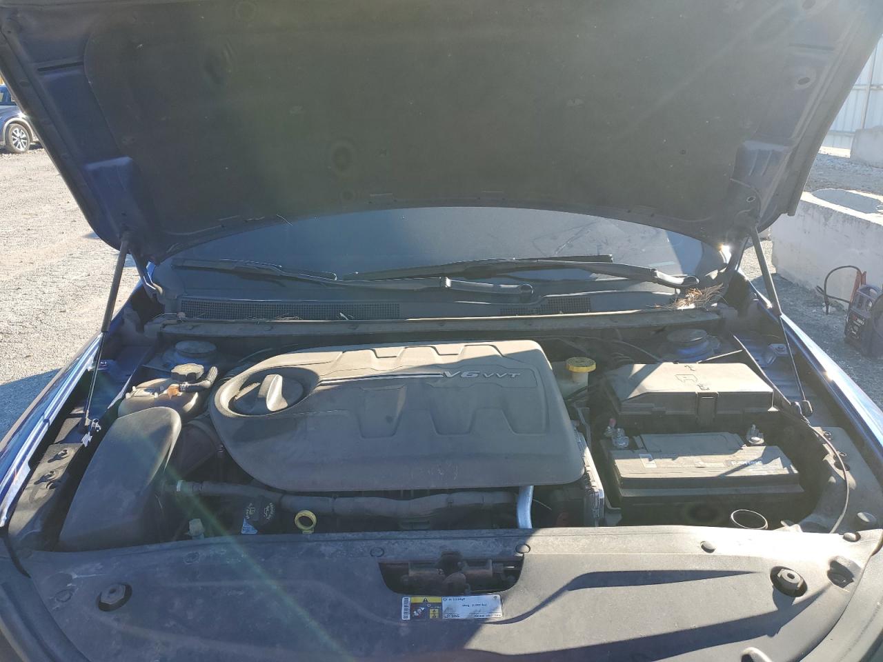 2015 Chrysler 200 - Image 12