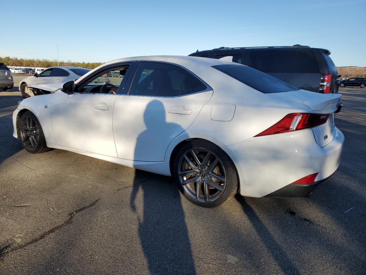2015 Lexus IS - Image 2