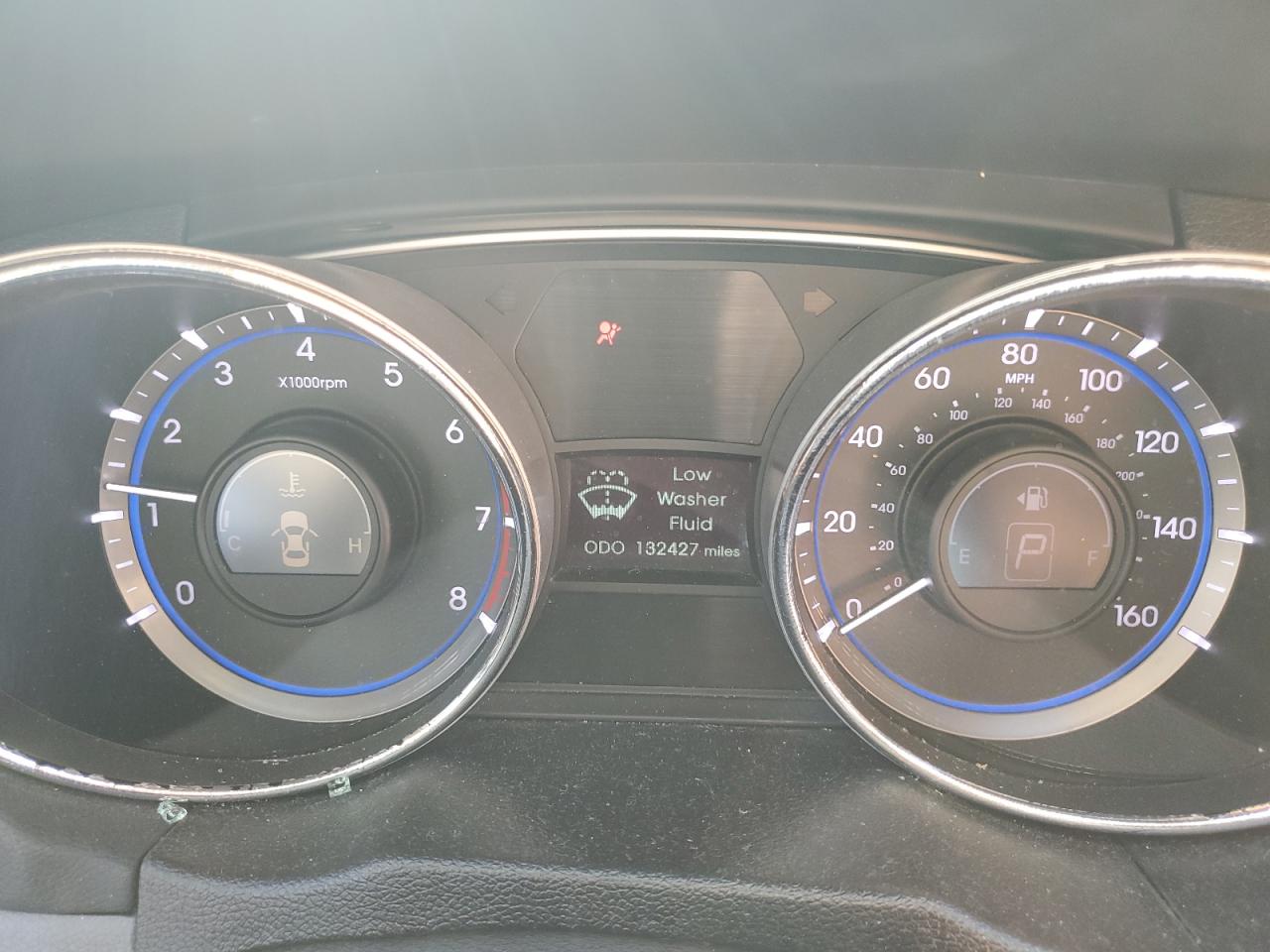 2014 Hyundai Sonata - Image 9