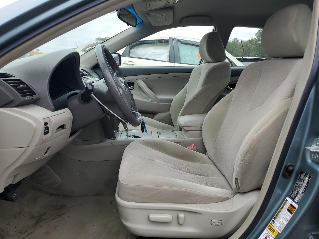 2010 Toyota Camry - Image 7