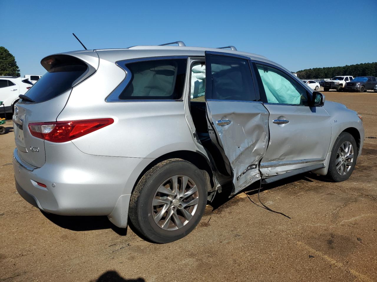 2015 Infiniti QX60 - Image 3