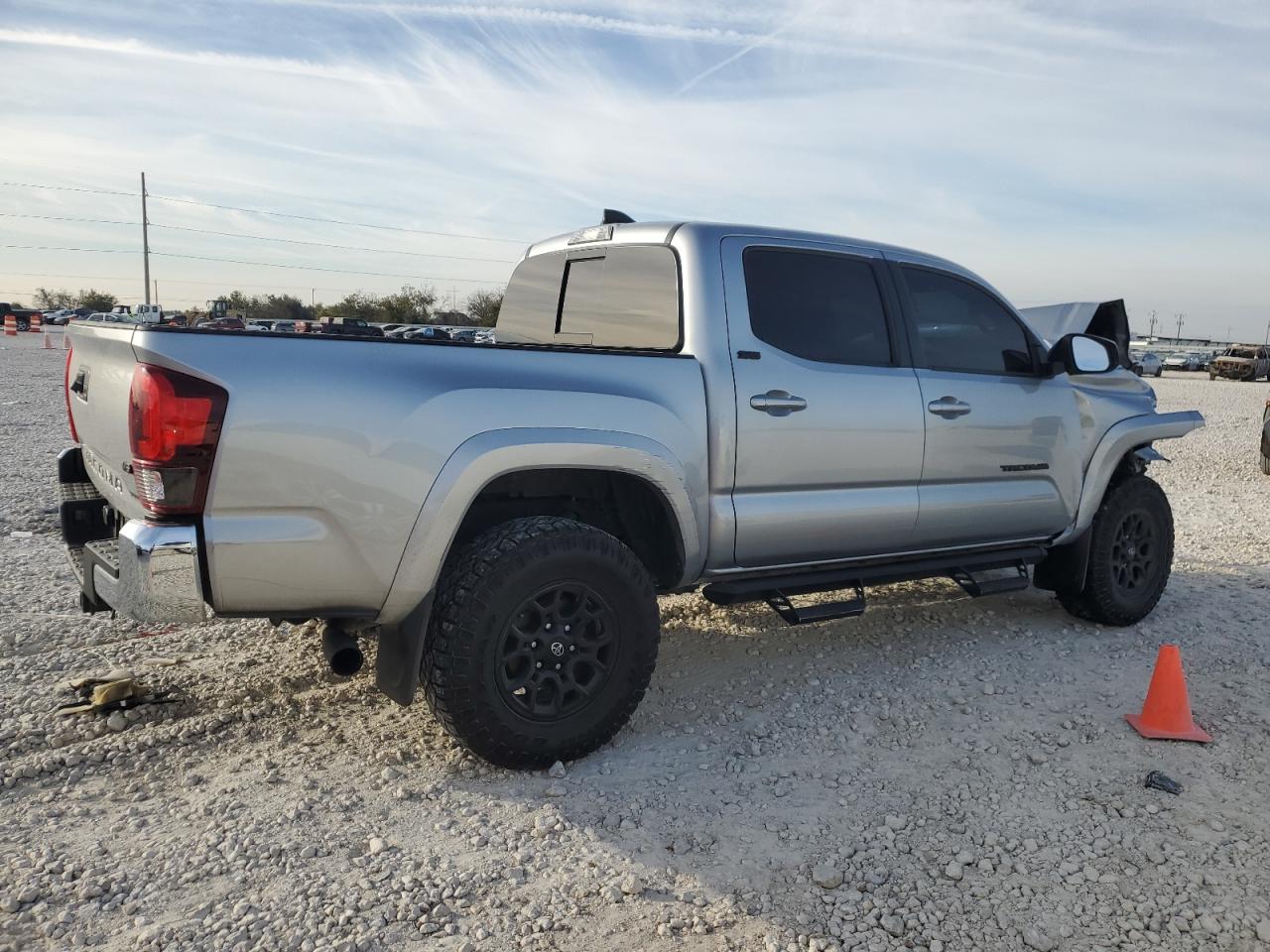 2022 Toyota Tacoma - Image 3